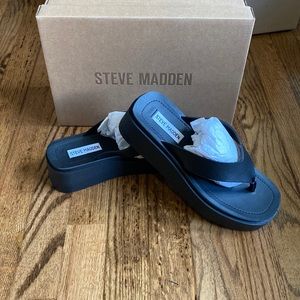 Steve Madden sandals